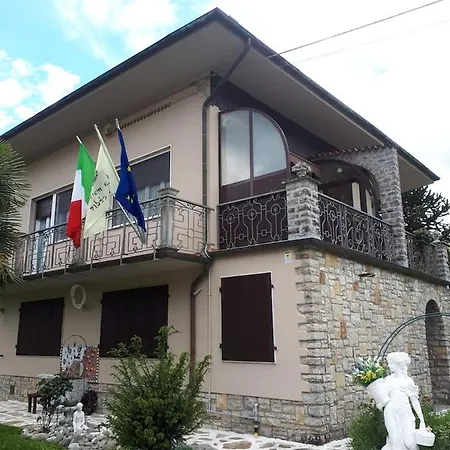 Maison De Cedre Apartmán